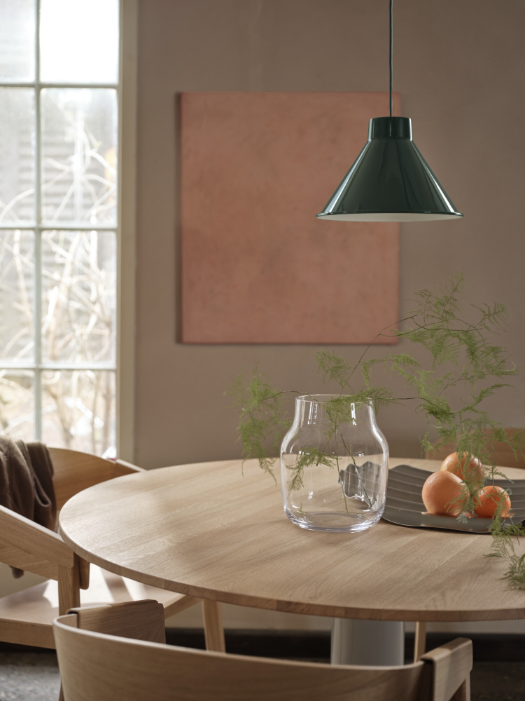 Kjøp Muuto 70/70 table hos interior24.no. Nydelig bord. - Interiør24 ...